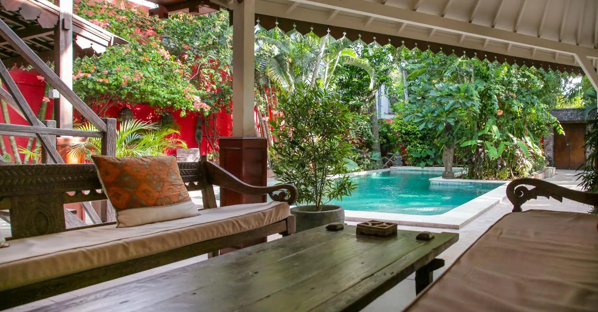 Villa Hangat Seminyak